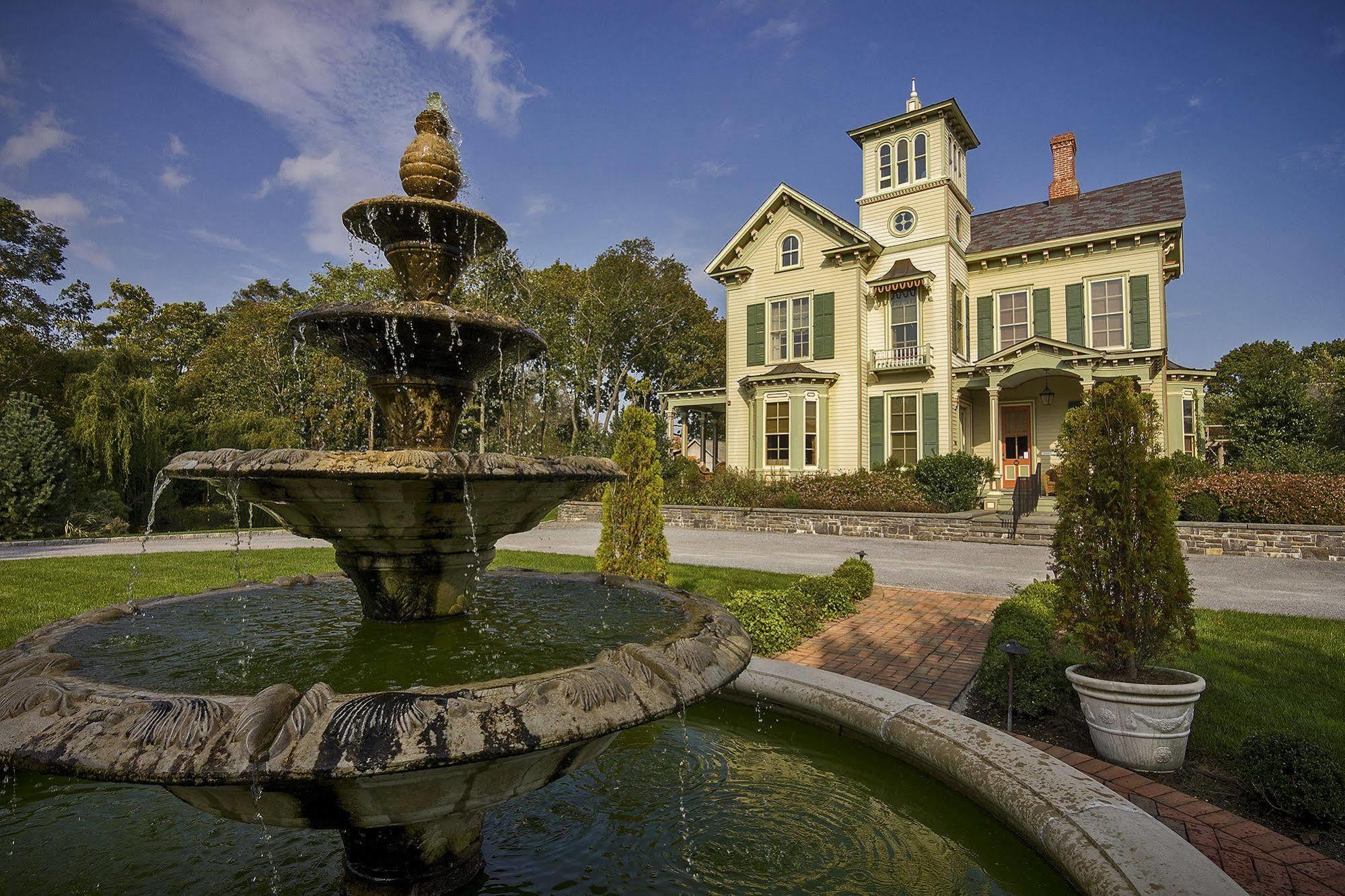 Jedediah Hawkins Inn Jamesport Exterior photo